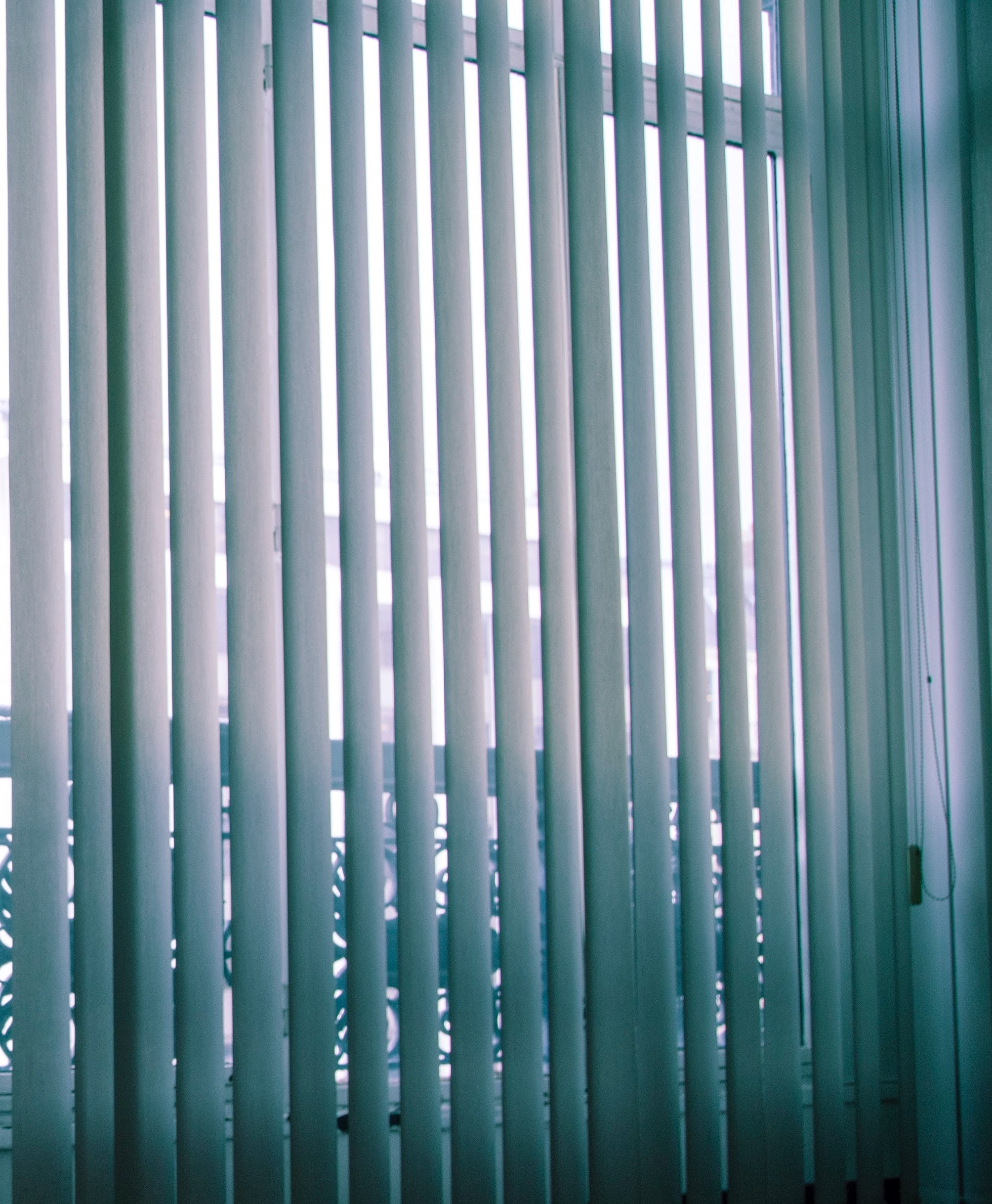 clean vertical blinds